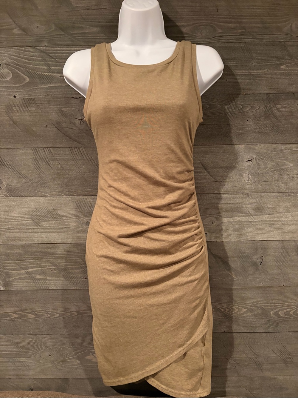 Leith/light olive green t-shirt dress